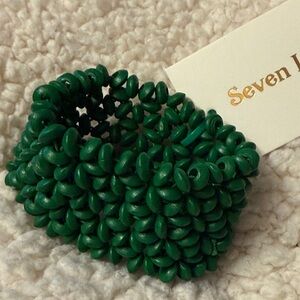 Seven Islands Green wooden Beaded stretch Bracelet